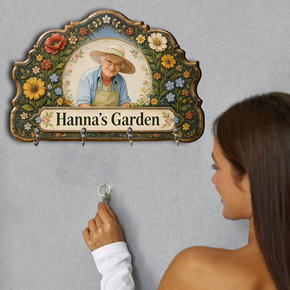 Love Gardening, Gardening Lovers Gift - Personalized Gardening Custom Shaped Hanging Rack